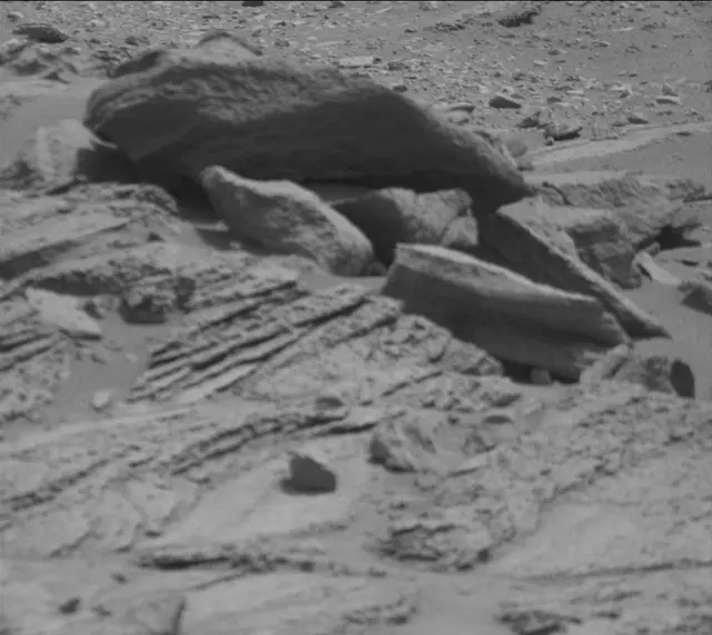 Sol 121: Mast Camera (Mastcam)