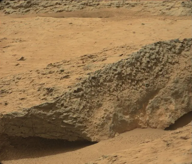 Sol 123: Mast Camera (Mastcam)