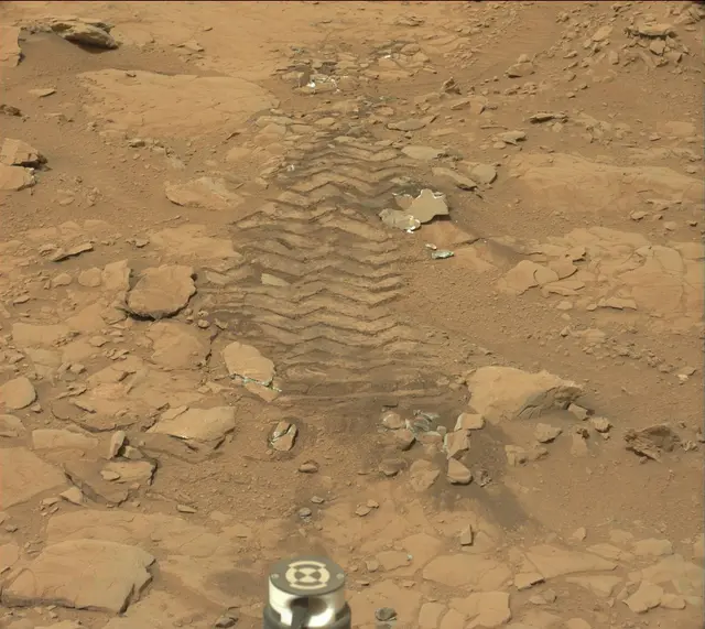 Sol 135: Mast Camera (Mastcam)