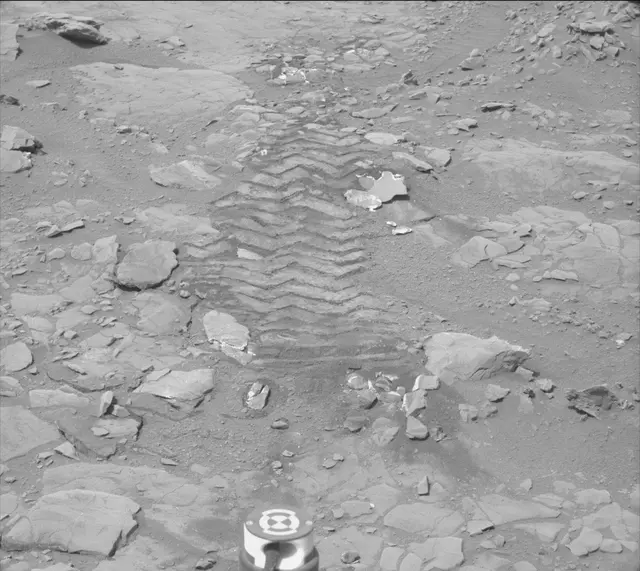 Sol 135: Mast Camera (Mastcam)