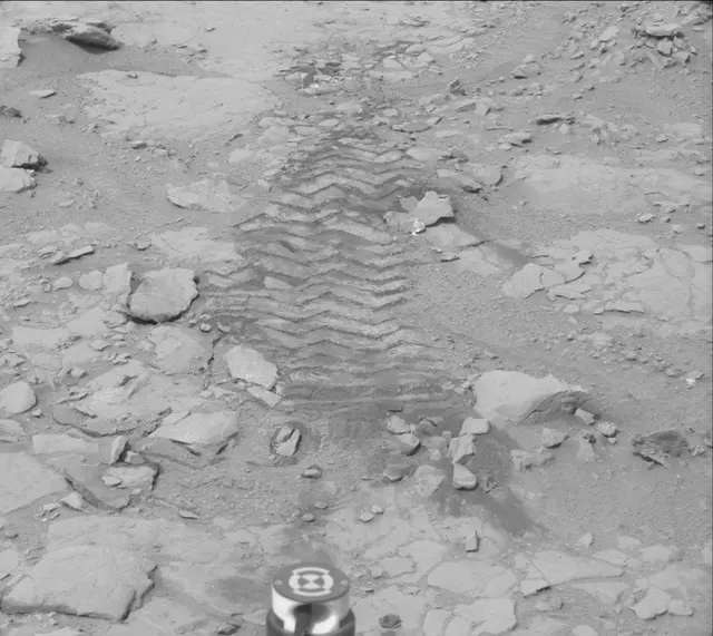 Sol 135: Mast Camera (Mastcam)