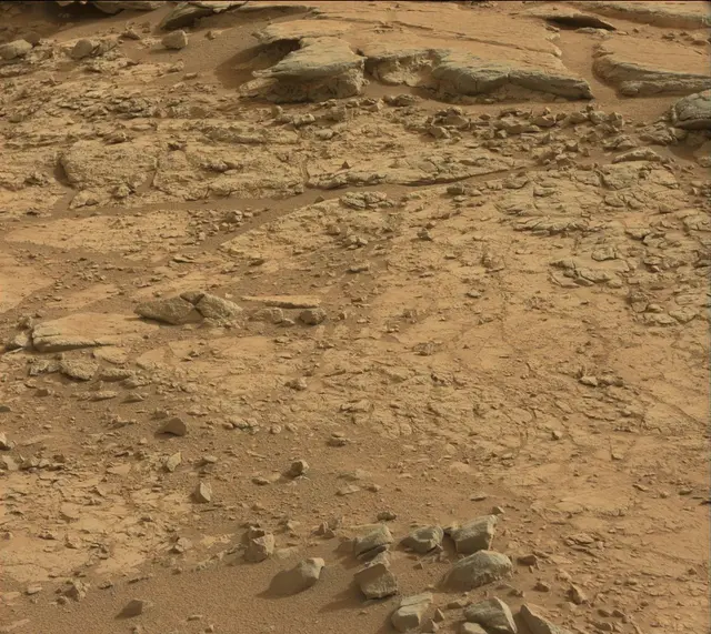 Sol 137: Mast Camera (Mastcam)