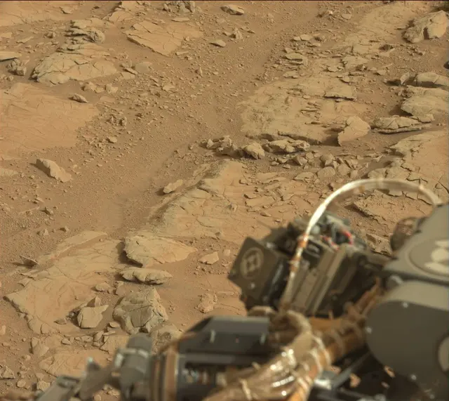 Sol 137: Mast Camera (Mastcam)