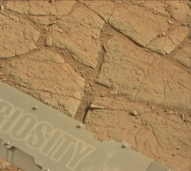 Sol 137: Mast Camera (Mastcam)