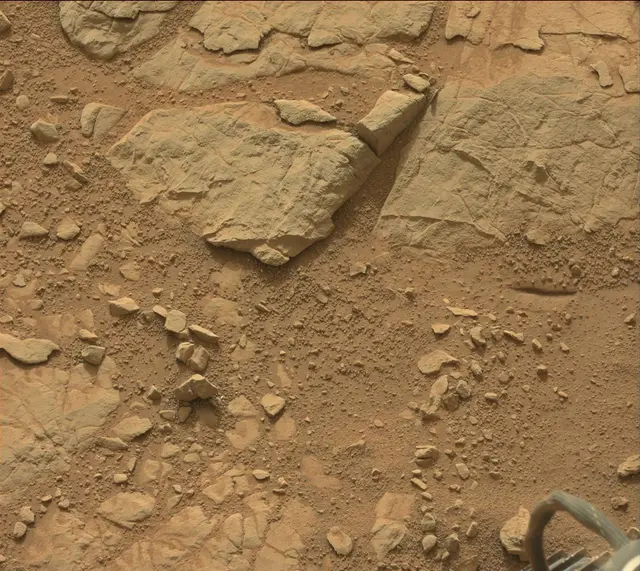 Sol 137: Mast Camera (Mastcam)