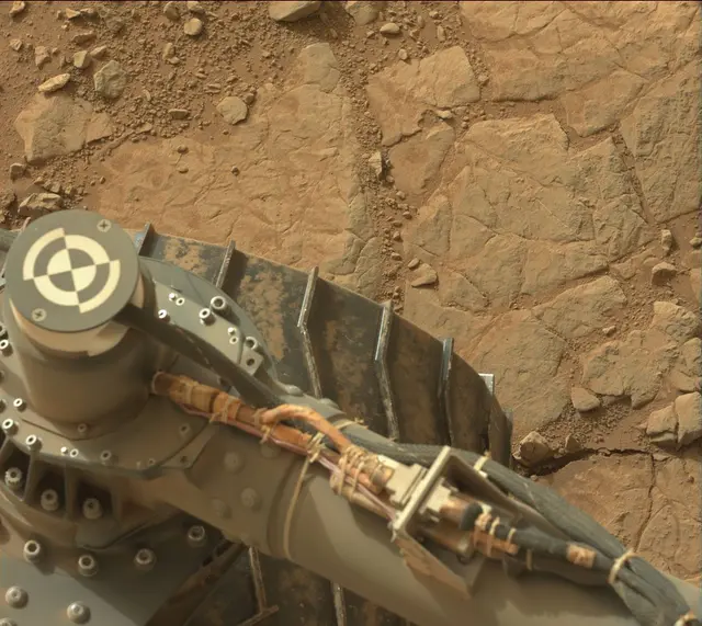 Sol 137: Mast Camera (Mastcam)