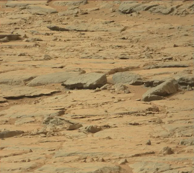 Sol 138: Mast Camera (Mastcam)