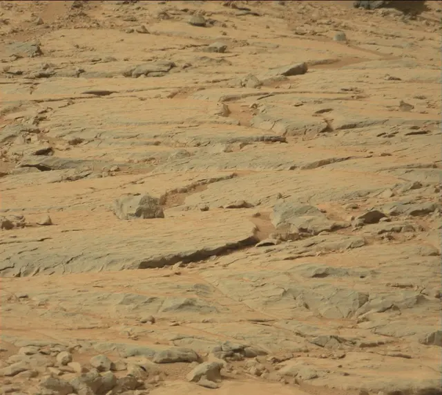Sol 138: Mast Camera (Mastcam)