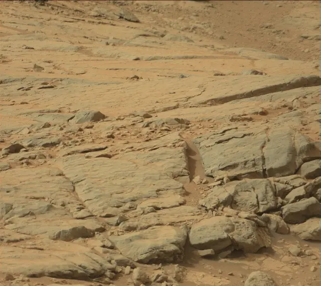 Sol 138: Mast Camera (Mastcam)
