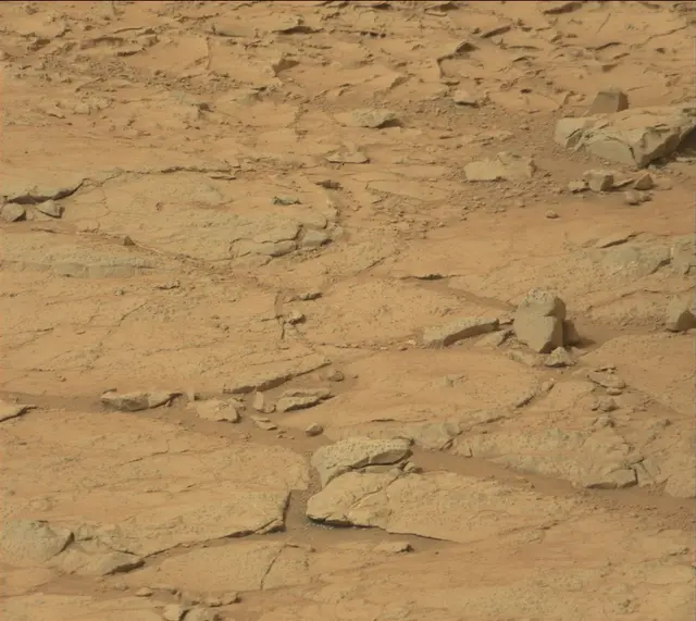 Sol 138: Mast Camera (Mastcam)