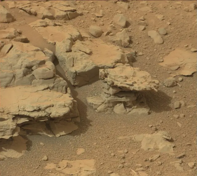 Sol 138: Mast Camera (Mastcam)
