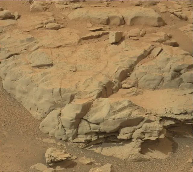 Sol 138: Mast Camera (Mastcam)
