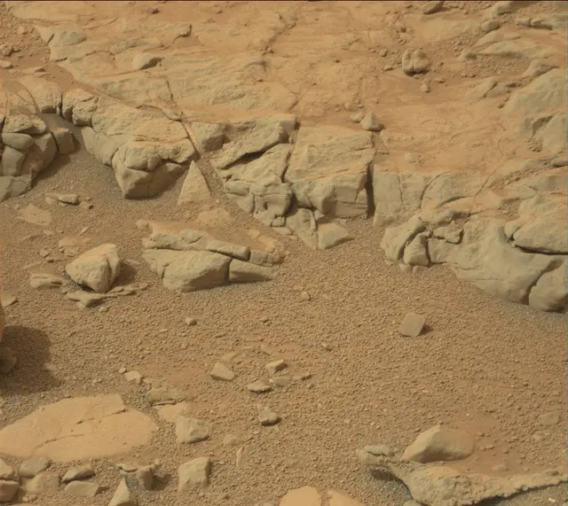 Sol 138: Mast Camera (Mastcam)