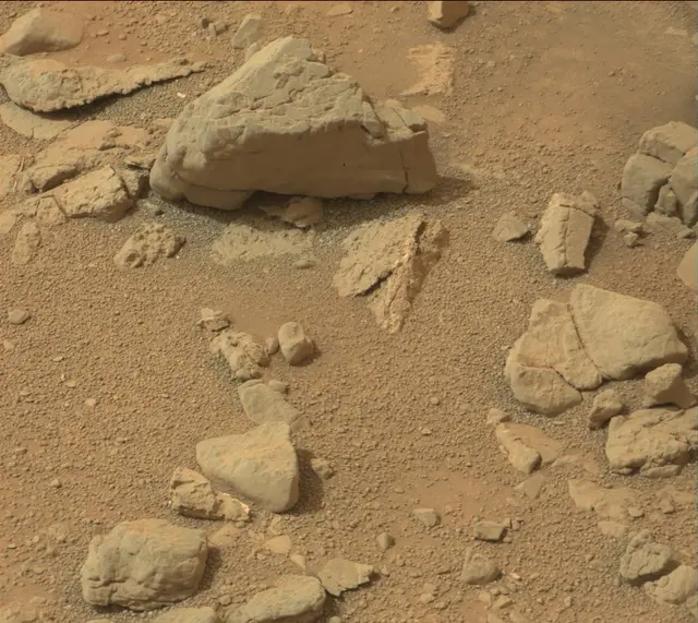 Sol 138: Mast Camera (Mastcam)