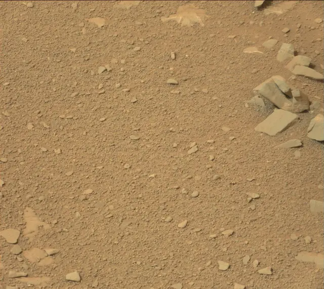 Sol 138: Mast Camera (Mastcam)