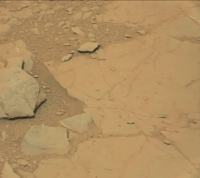 Sol 141: Mast Camera (Mastcam)