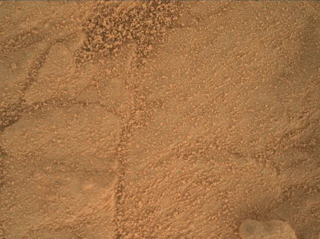 Sol 150: Mars Hand Lens Imager (MAHLI)