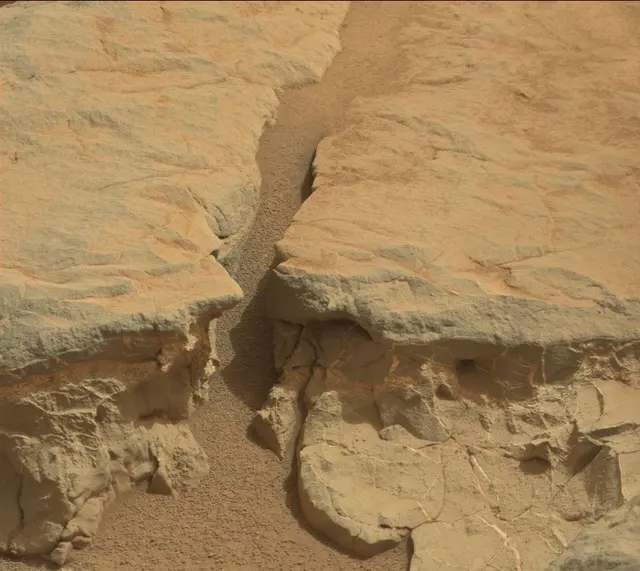 Sol 153: Mast Camera (Mastcam)