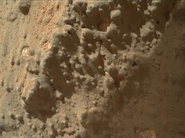 Sol 154: Mars Hand Lens Imager (MAHLI)