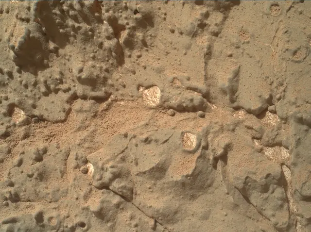 Sol 154: Mars Hand Lens Imager (MAHLI)