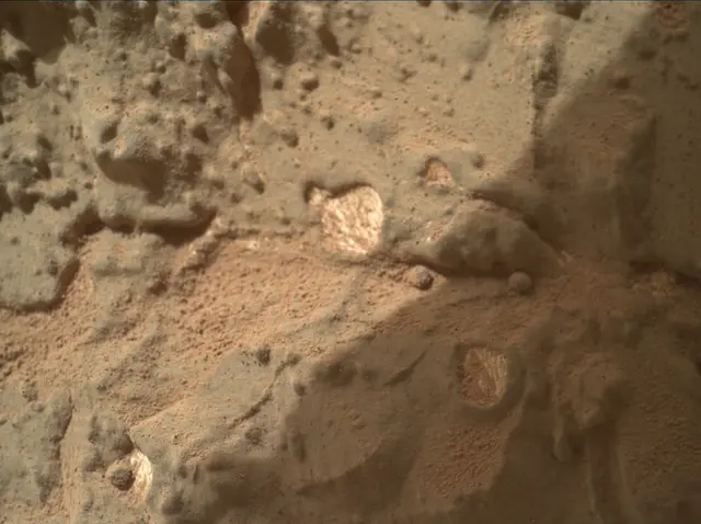 Sol 154: Mars Hand Lens Imager (MAHLI)
