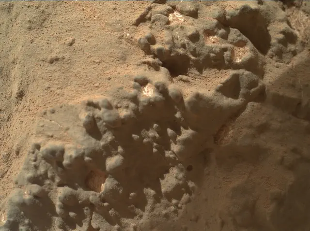Sol 154: Mars Hand Lens Imager (MAHLI)