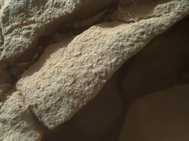 Sol 158: Mars Hand Lens Imager (MAHLI)