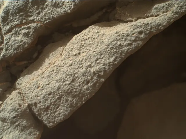 Sol 158: Mars Hand Lens Imager (MAHLI)