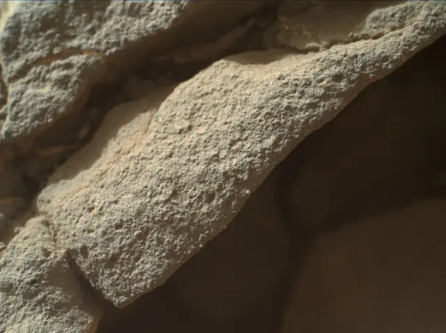 Sol 158: Mars Hand Lens Imager (MAHLI)