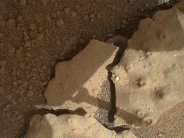Sol 159: Mars Hand Lens Imager (MAHLI)