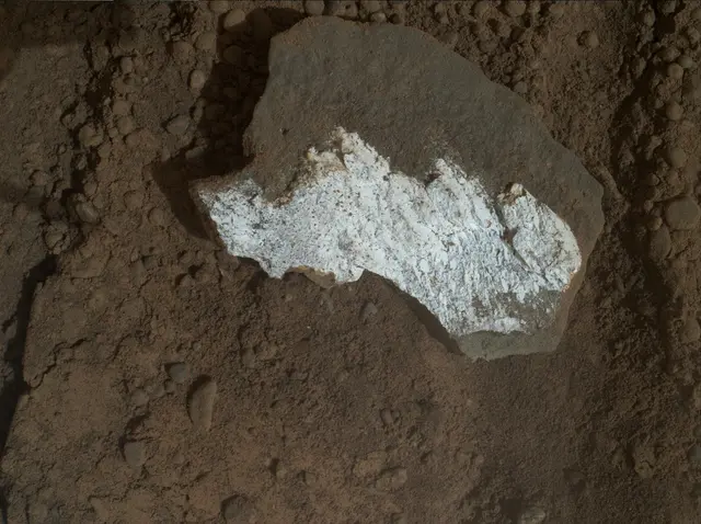 Sol 160: Mars Hand Lens Imager (MAHLI)