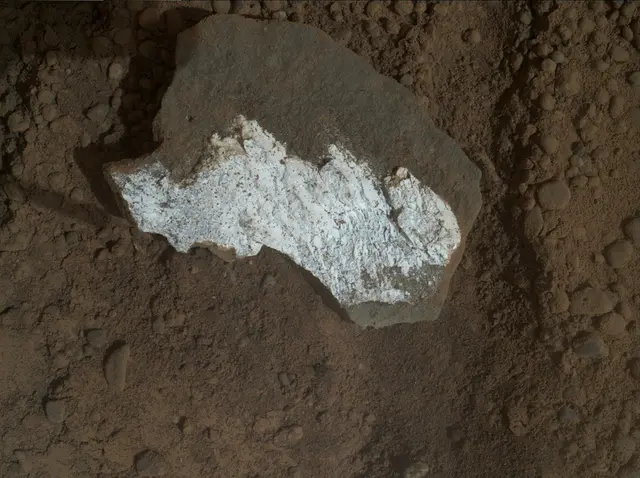 Sol 160: Mars Hand Lens Imager (MAHLI)