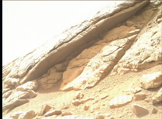 Sol 160: Mars Hand Lens Imager (MAHLI)