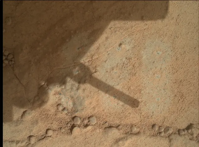 Sol 161: Mars Hand Lens Imager (MAHLI)