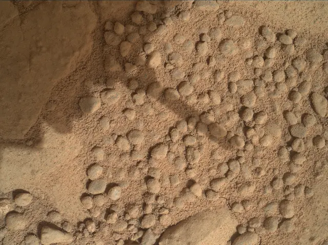 Sol 161: Mars Hand Lens Imager (MAHLI)