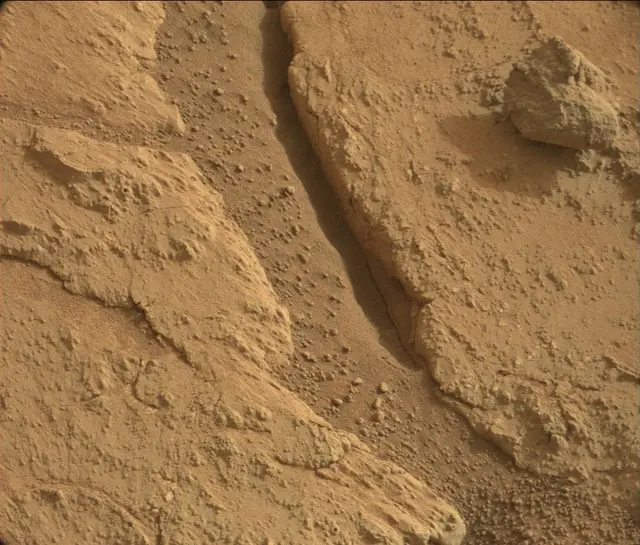 Sol 163: Mast Camera (Mastcam)