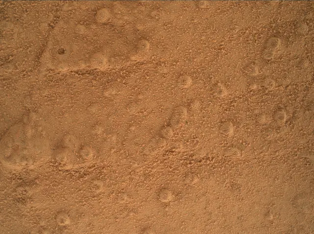 Sol 169: Mars Hand Lens Imager (MAHLI)