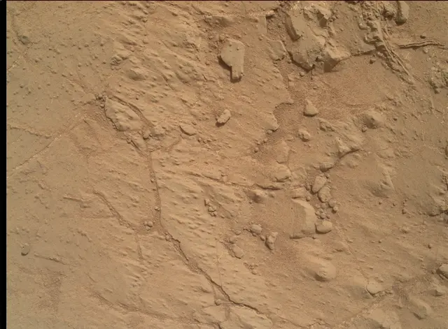 Sol 171: Mars Hand Lens Imager (MAHLI)
