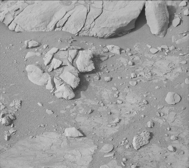 Sol 172: Mast Camera (Mastcam)