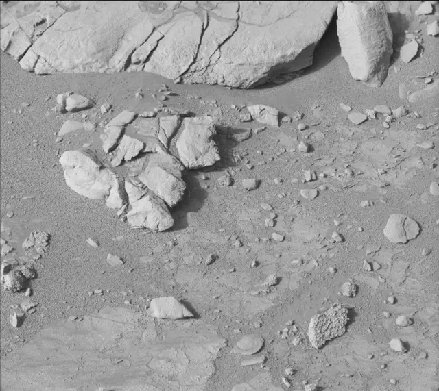 Sol 172: Mast Camera (Mastcam)