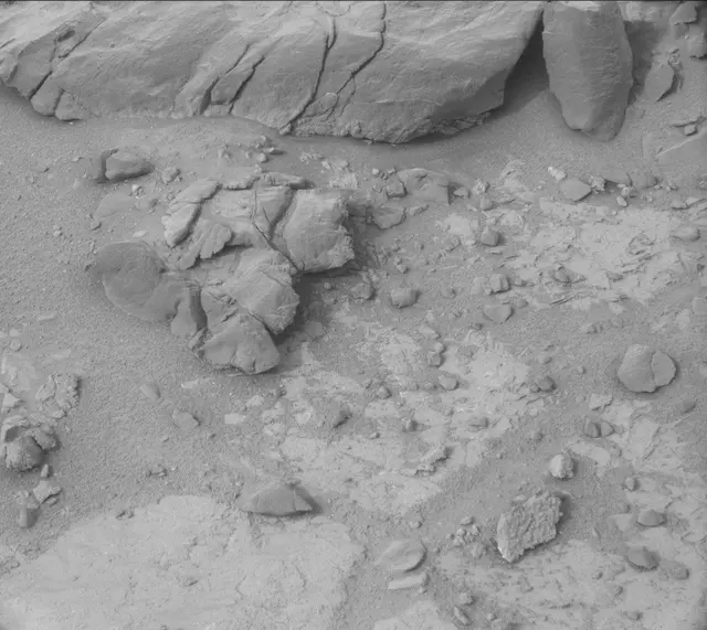 Sol 172: Mast Camera (Mastcam)