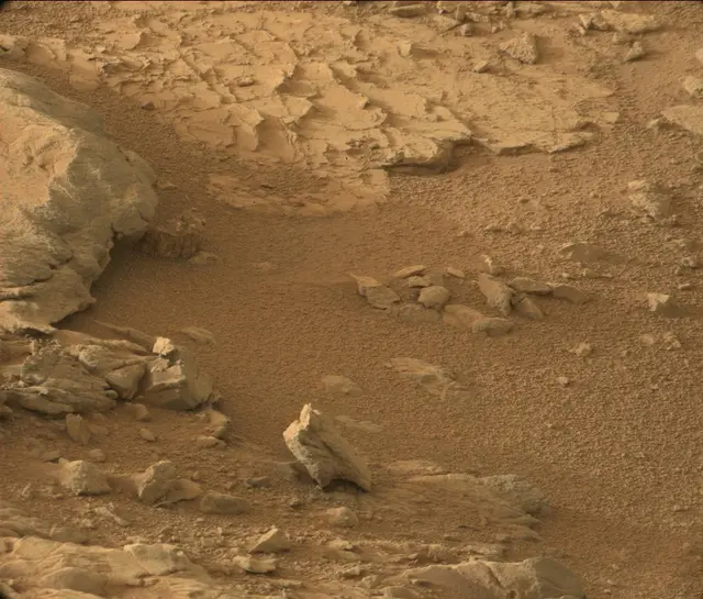 Sol 172: Mast Camera (Mastcam)