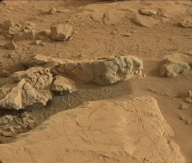 Sol 173: Mast Camera (Mastcam)