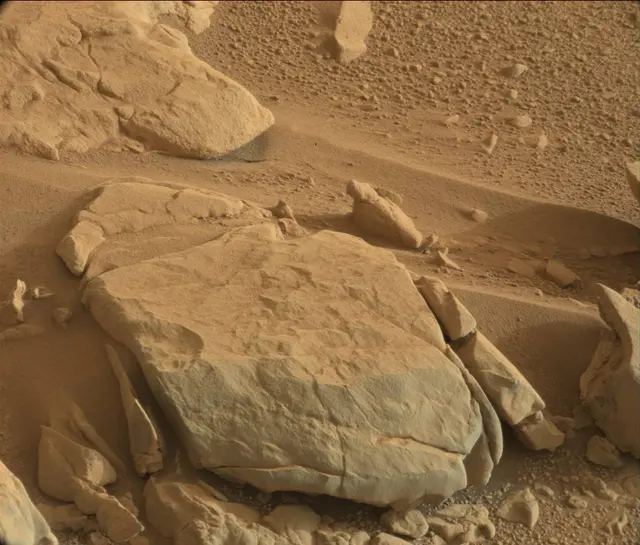 Sol 173: Mast Camera (Mastcam)