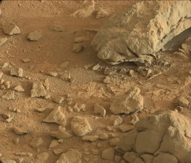 Sol 173: Mast Camera (Mastcam)
