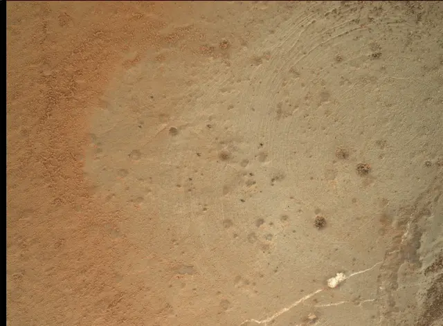 Sol 173: Mars Hand Lens Imager (MAHLI)