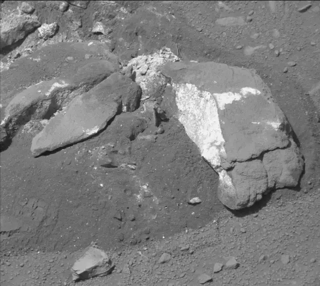 Sol 174: Mast Camera (Mastcam)
