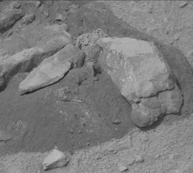 Sol 174: Mast Camera (Mastcam)
