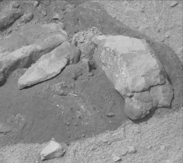 Sol 174: Mast Camera (Mastcam)