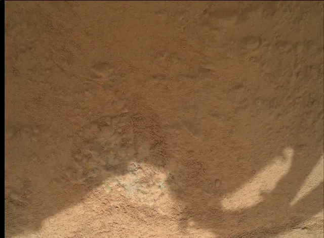 Sol 174: Mars Hand Lens Imager (MAHLI)